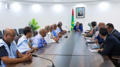 Le premier ministre rencontre des représentants des fédérations du commerce et de l’agriculture