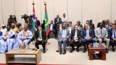 Le PM et le vice-président gambien supervisent la clôture de la sixième session de la Grande commission mixte de coopération mauritano-gambienne