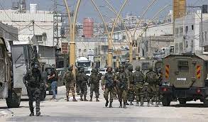 Les forces israéliennes mènent des raids dans plusieurs regions en Cisjordanie occupée