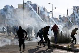L'armée israélienne mène une série de raids en Cisjordanie et arrête dix Palestiniens, dont un enfant et un ancien détenu
